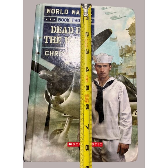 World War II Book Two "Dead In The Water" By Chris Lynch - Picture 6 of 11